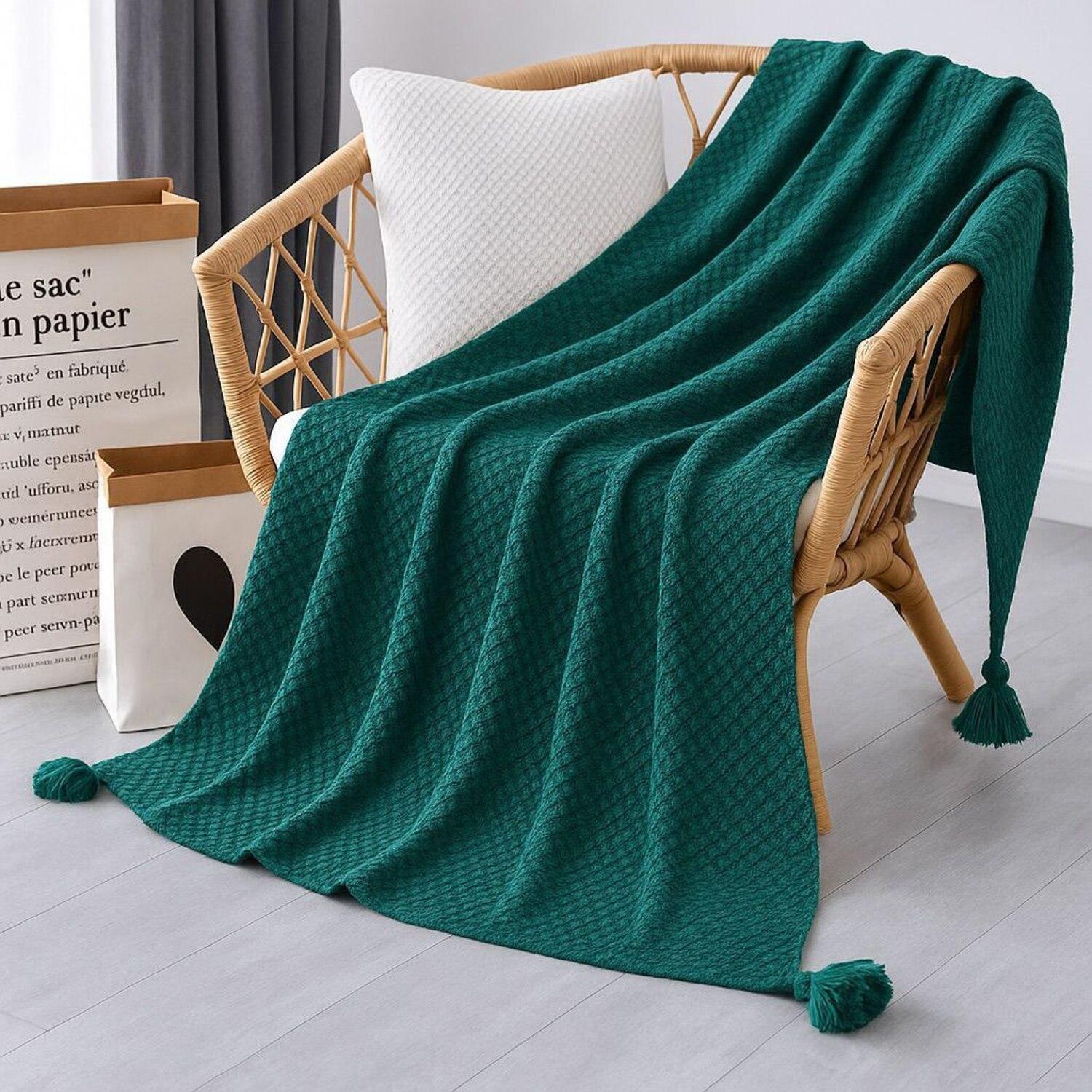 MANTA NORDICA CON BORLAS TEJIDA FRAZADA DECORATIVA 127X172CM TAMAÑO 2 PLAZAS - 1