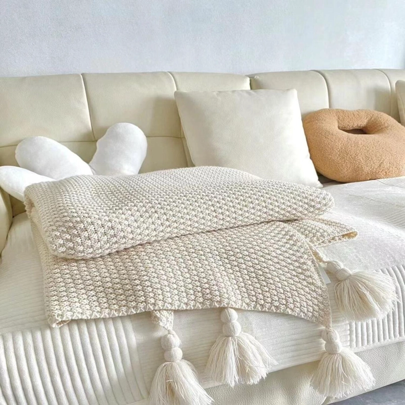 MANTA NORDICA CON BORLAS TEJIDA FRAZADA DECORATIVA 127X172CM TAMAÑO 2 PLAZAS - 4