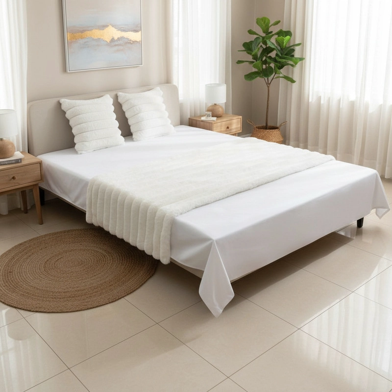 JUEGO DE PIECERA PELUDA TEXTURIZADA MEDIDA 70X210CM PIE DE CAMA  BLANCO - 1