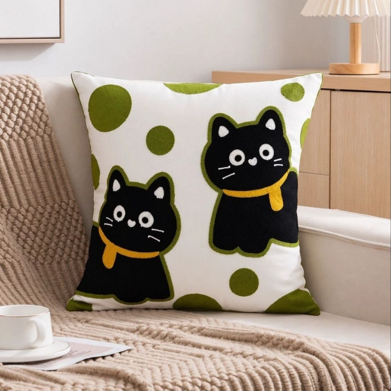 PACK DE 2 COJINES + 2 FUNDAS BORDADAS CON CIERRE OCULTO MEDIDA 45X45CM - 1