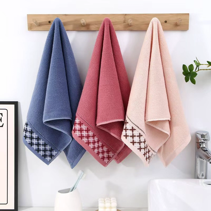 PACK DE 3 TOALLAS DE BAÑO 100% ALGODON DE CUERPO Y MANOS ROSADO FUERTE - 4