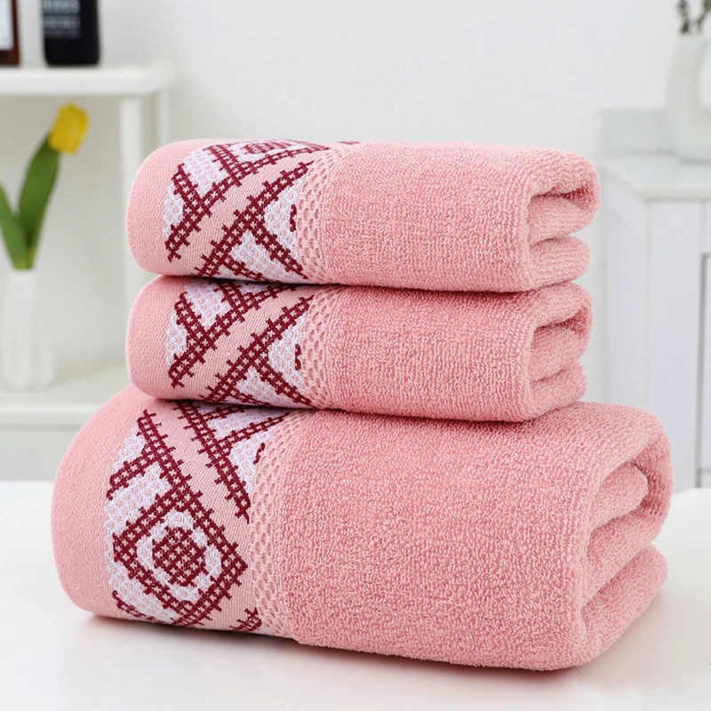 SET 3 TOALLAS DE BAÑO 100% ALGODON BORDADAS CUERPO Y MANOS ROSADO - 1
