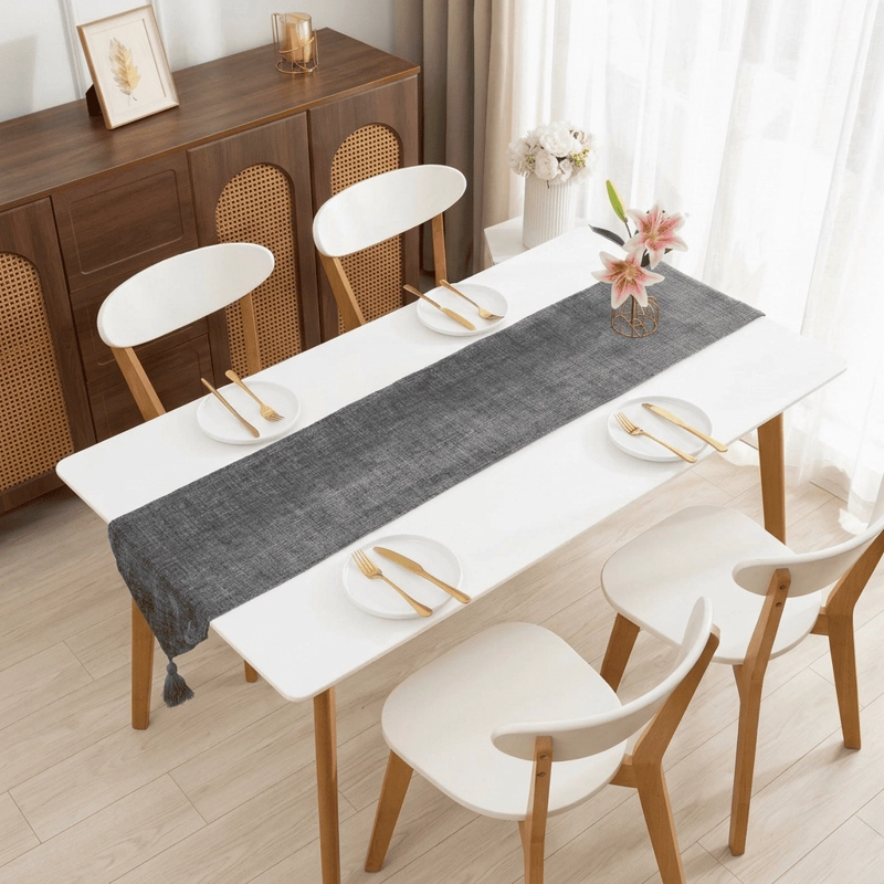 CAMINO CORREDOR DE MESA EN CHENILLE CON BORLAS MEDIDA 30X180CM COLOR GRIS - 1