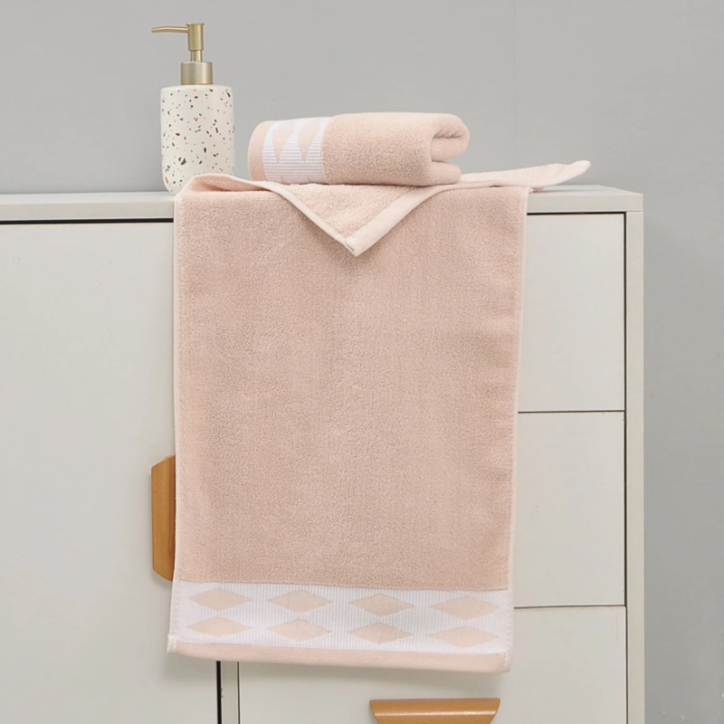 JUEGO DE 3 TOALLAS DE BAÑO 100% ALGODON DE CUERPO Y MANOS  BEIGE - 2