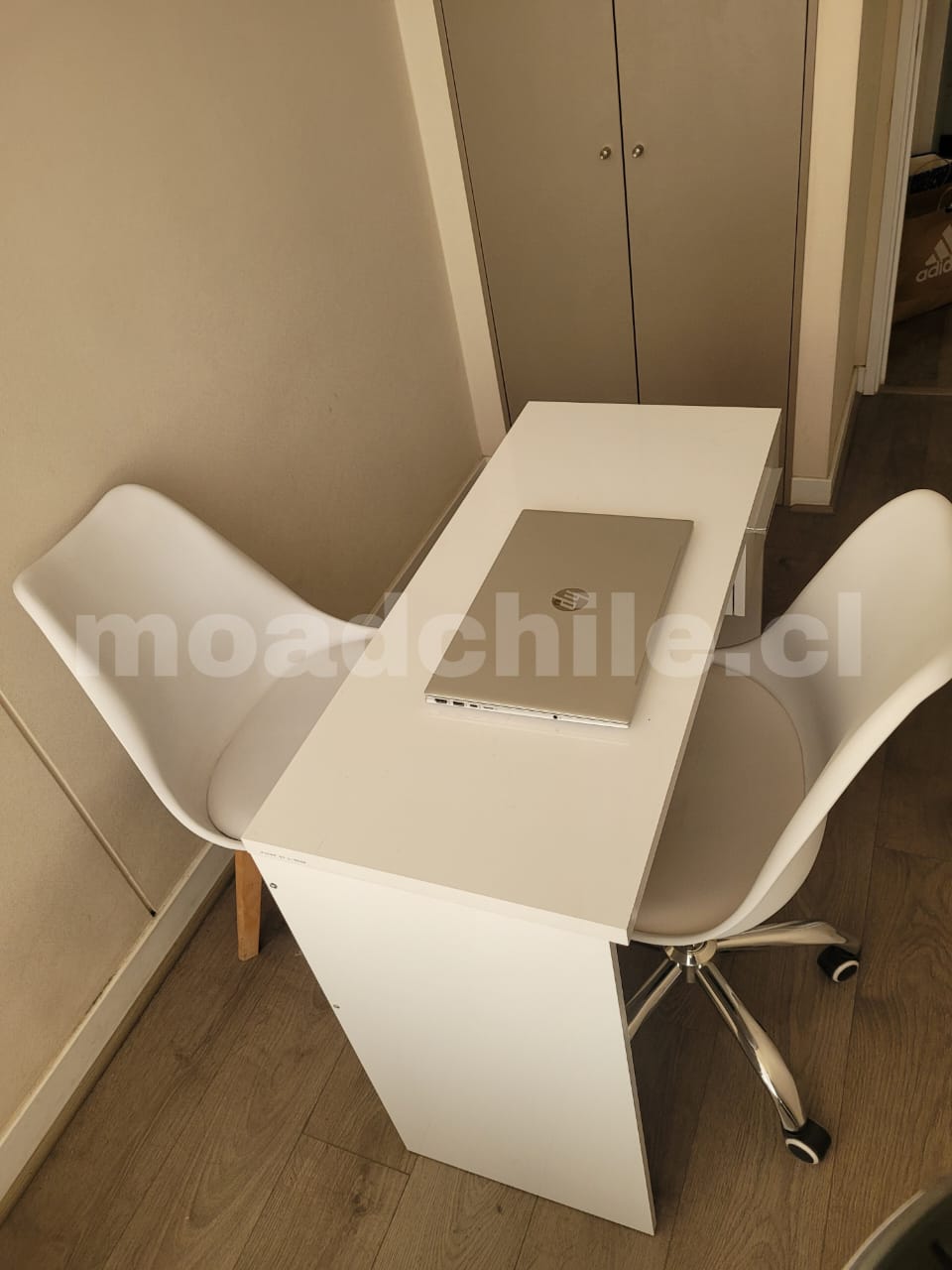SILLA DE ESCRITORIO TULIP ACOLCHADA - 3