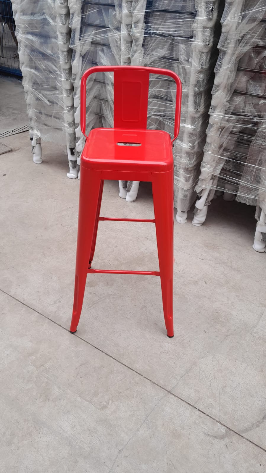 TABURETE METÁLICO CON RESPALDO TOLIX 66CM - 2