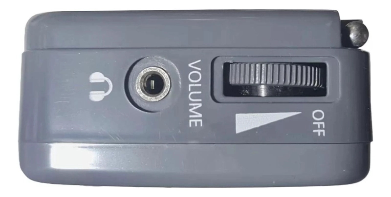 RADIO PORTATIL DE MANO A PILAS AM FM - 2