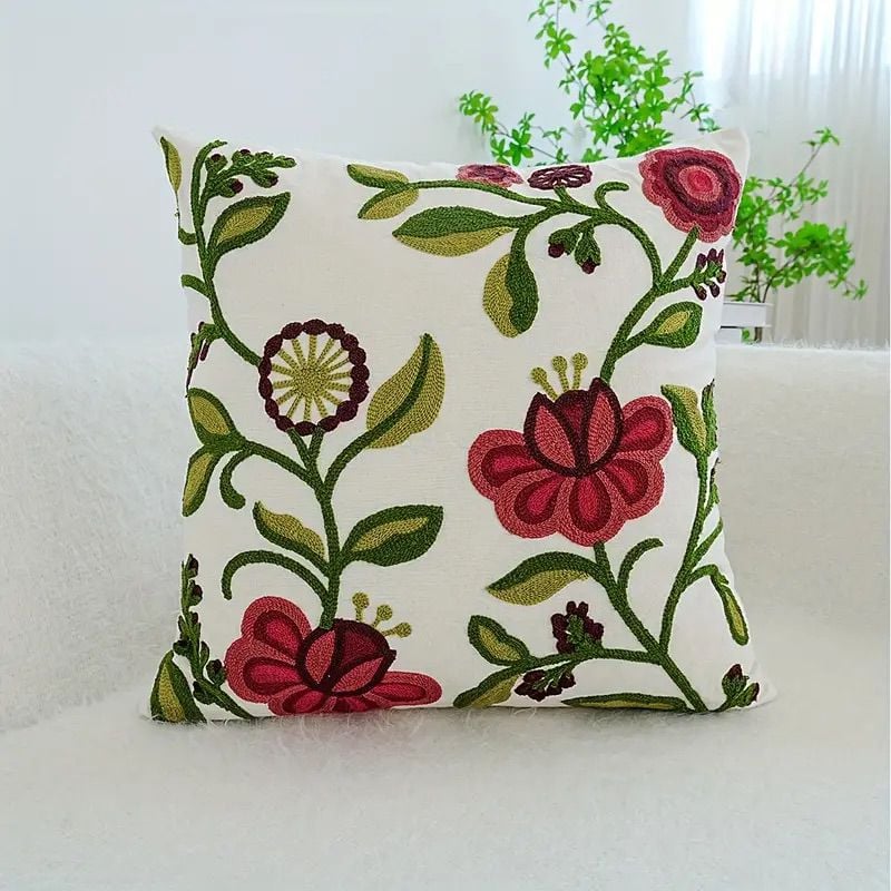 COJÍN HOMESTORE BORDADO ENREDADERA 45 X 45 CM MULTICOLOR - 1