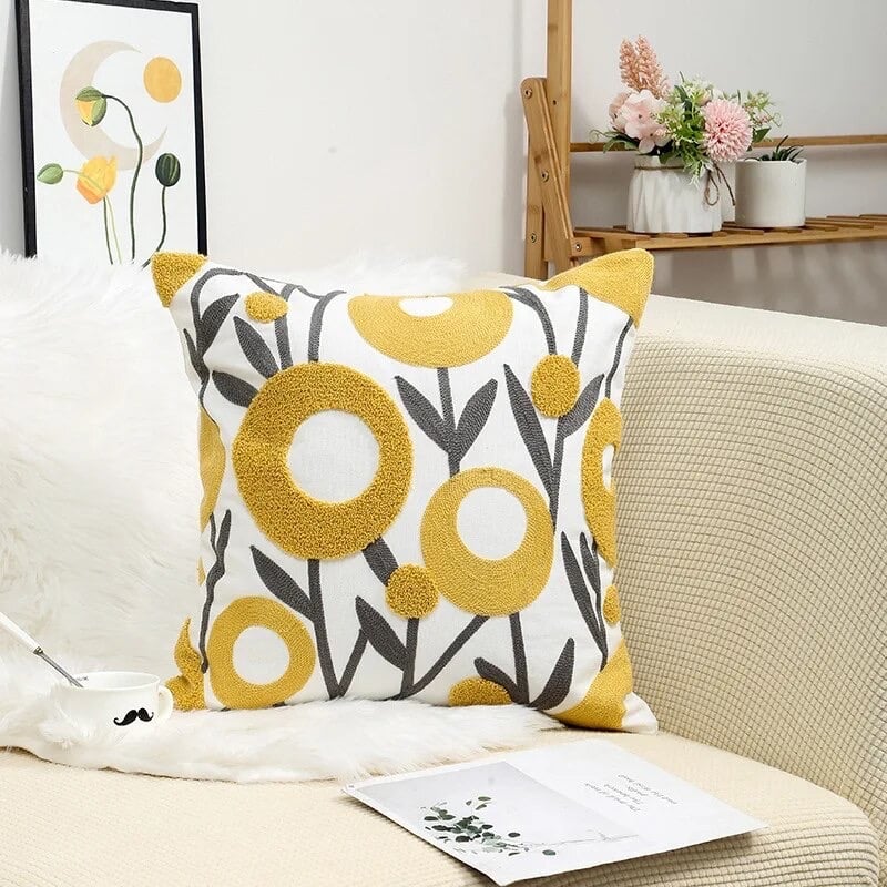 FUNDA COJÍN HOMESTORE BORDADA FLOR ANILLO 45 X 45 CM MULTICOLOR - 1