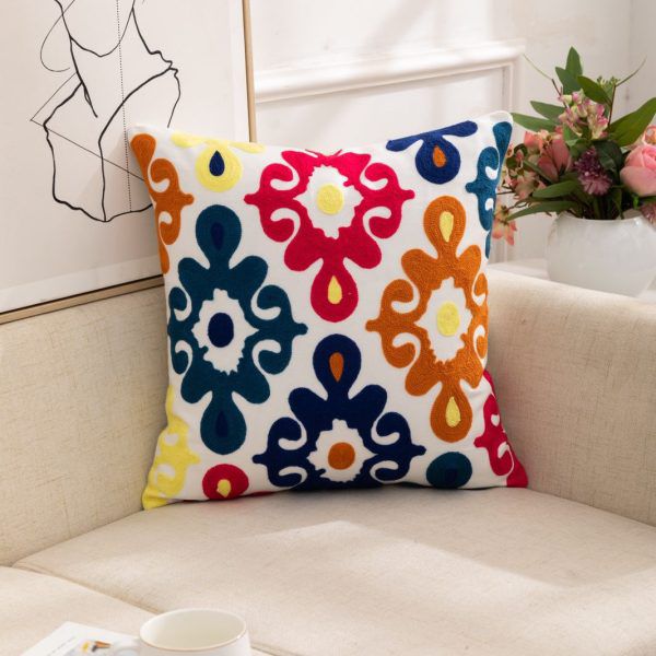 COJÍN HOMESTORE BORDADO RAINBOW 45 X 45 CM MULTICOLOR - 2
