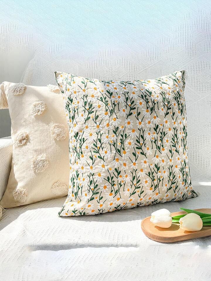 COJÍN HOMESTORE BORDADO MINI MARGARITAS 45 X 45 CM MULTICOLOR - 1