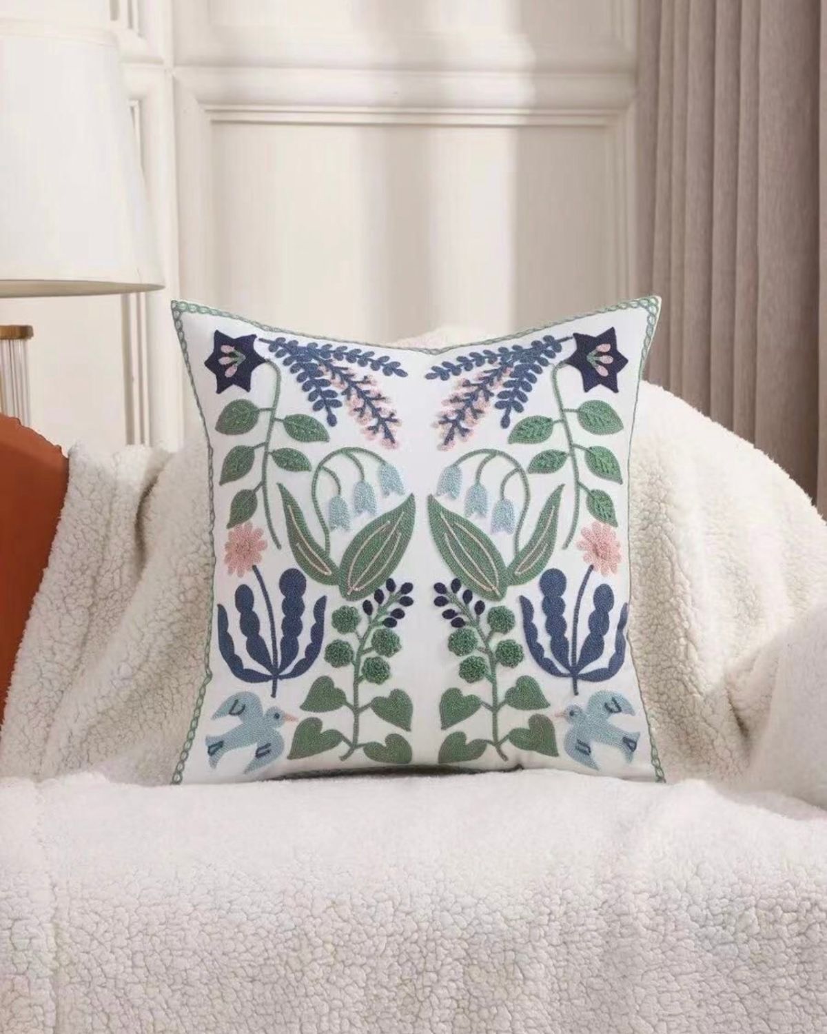 FUNDA COJÍN HOMESTORE BORDADA NATURALEZA 45 X 45 CM MULTICOLOR - 1