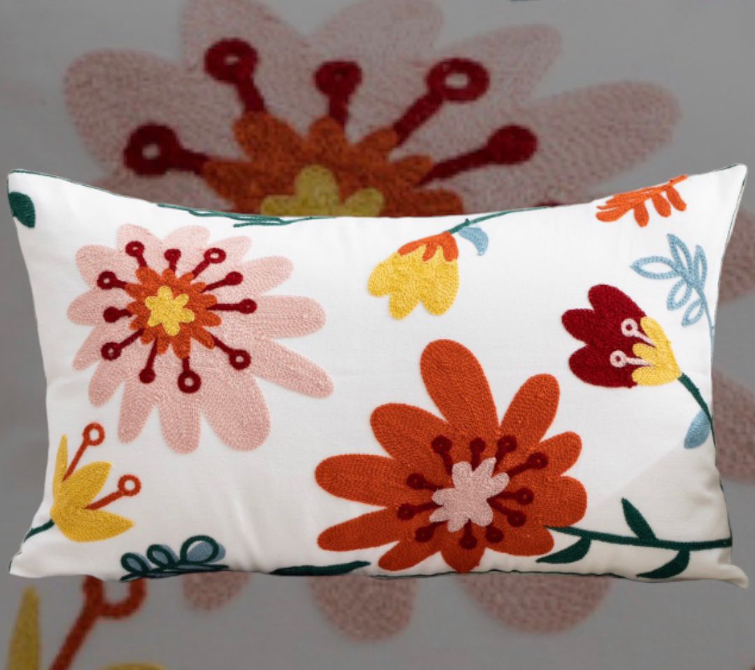 COJÍN HOMESTORE BORDADO LILIUM 50 X 30 CM MULTICOLOR - 2