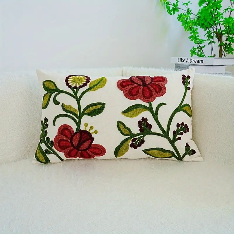 COJÍN HOMESTORE BORDADO ENREDADERA 50 X 30 CM MULTICOLOR - 1