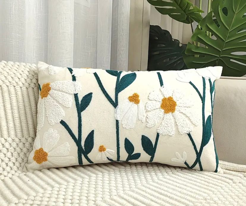FUNDA COJÍN HOMESTORE BORDADA MARGARITA 50 X 30 CM MULTICOLOR - 1