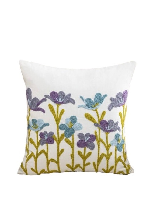 COJÍN HOMESTORE BORDADO 45 X 45 CM LILA CELESTE - 1