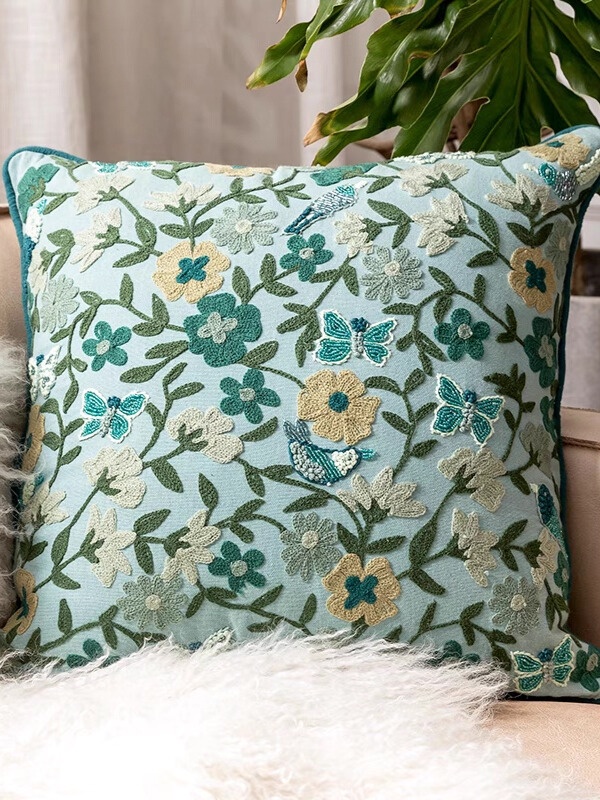 FUNDA COJÍN HOMESTORE BORDADA PAJARITO 45 X 45 CM VERDE - 2