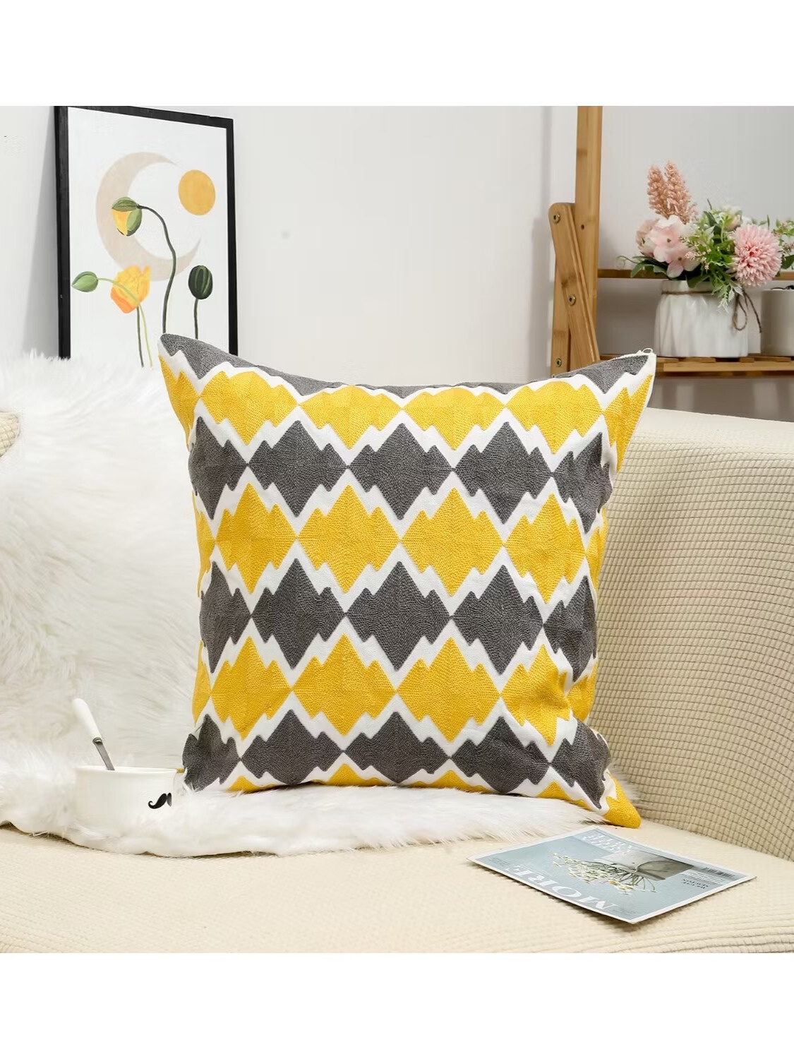 COJÍN HOMESTORE BORDADO TESELADO V1 45 X 45 CM MULTICOLOR - 2