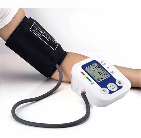 TENSIOMETRO DIGITAL BRAZO PRESION ARTERIAL SIN VOZ - 1