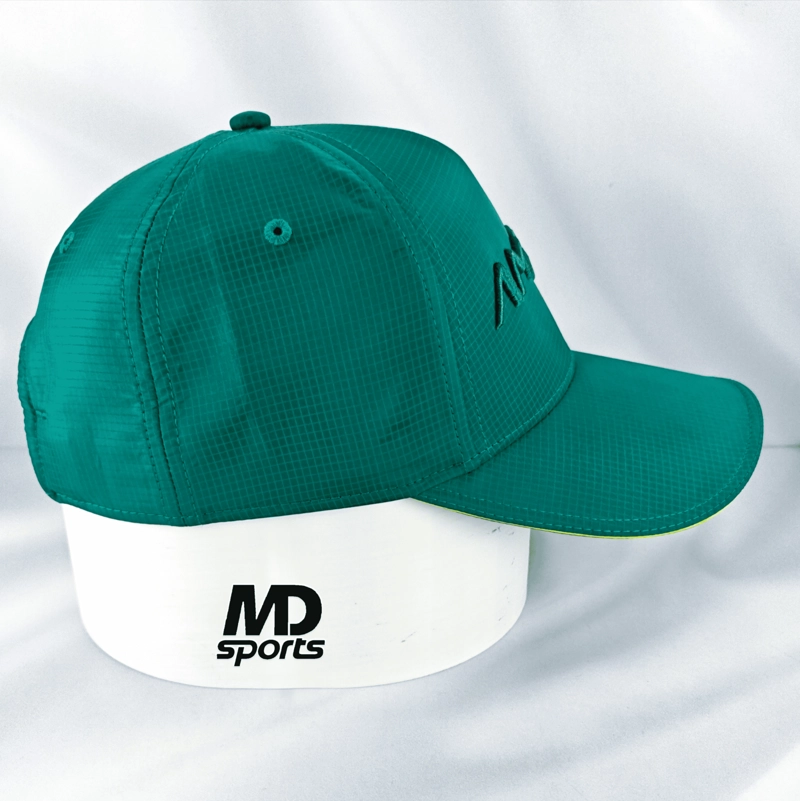 GORRO JOCKEY ASTON MARTIN LOGO AMR25 OFICIAL 2025 - 3