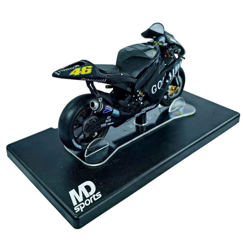 MOTO GP YAMAHA YZR-M1 2005 #46 VALENTINO ROSSI ESCALA 1:18 - 2