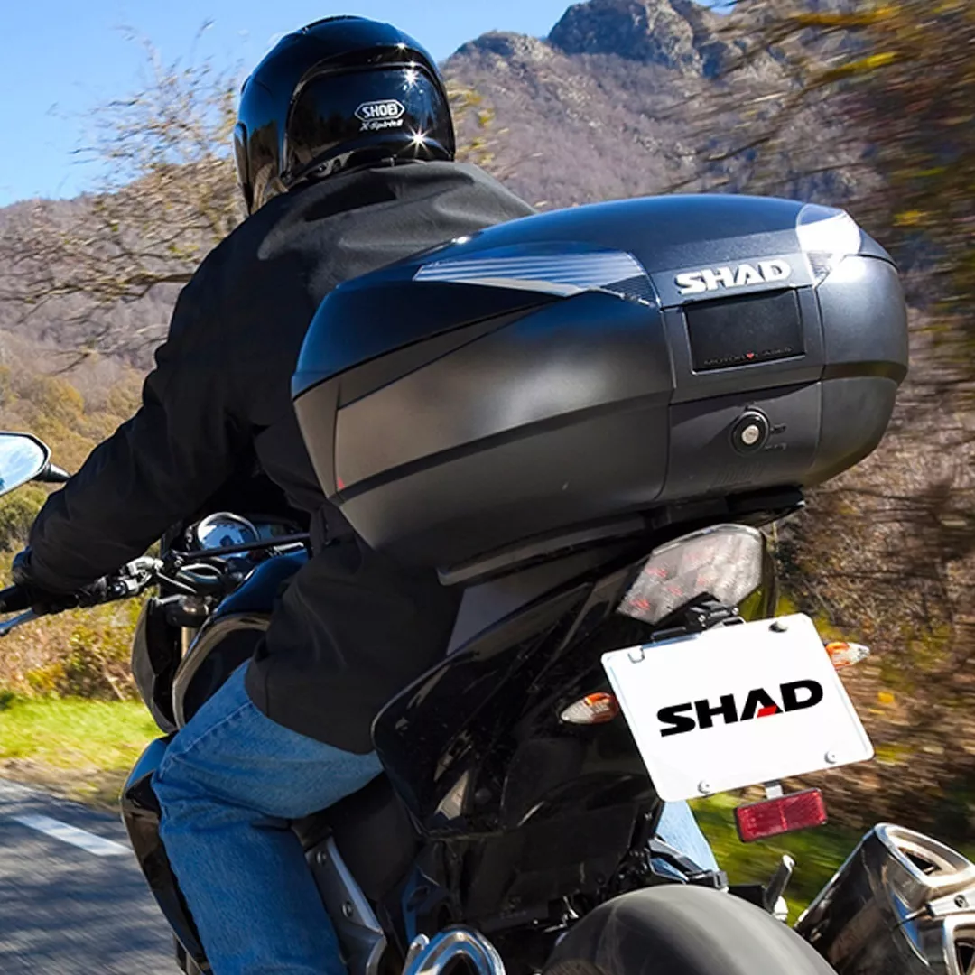 MALETA PARA MOTO SHAD TOP-CASE SH-48 CARBONO + RESPALDO - 3