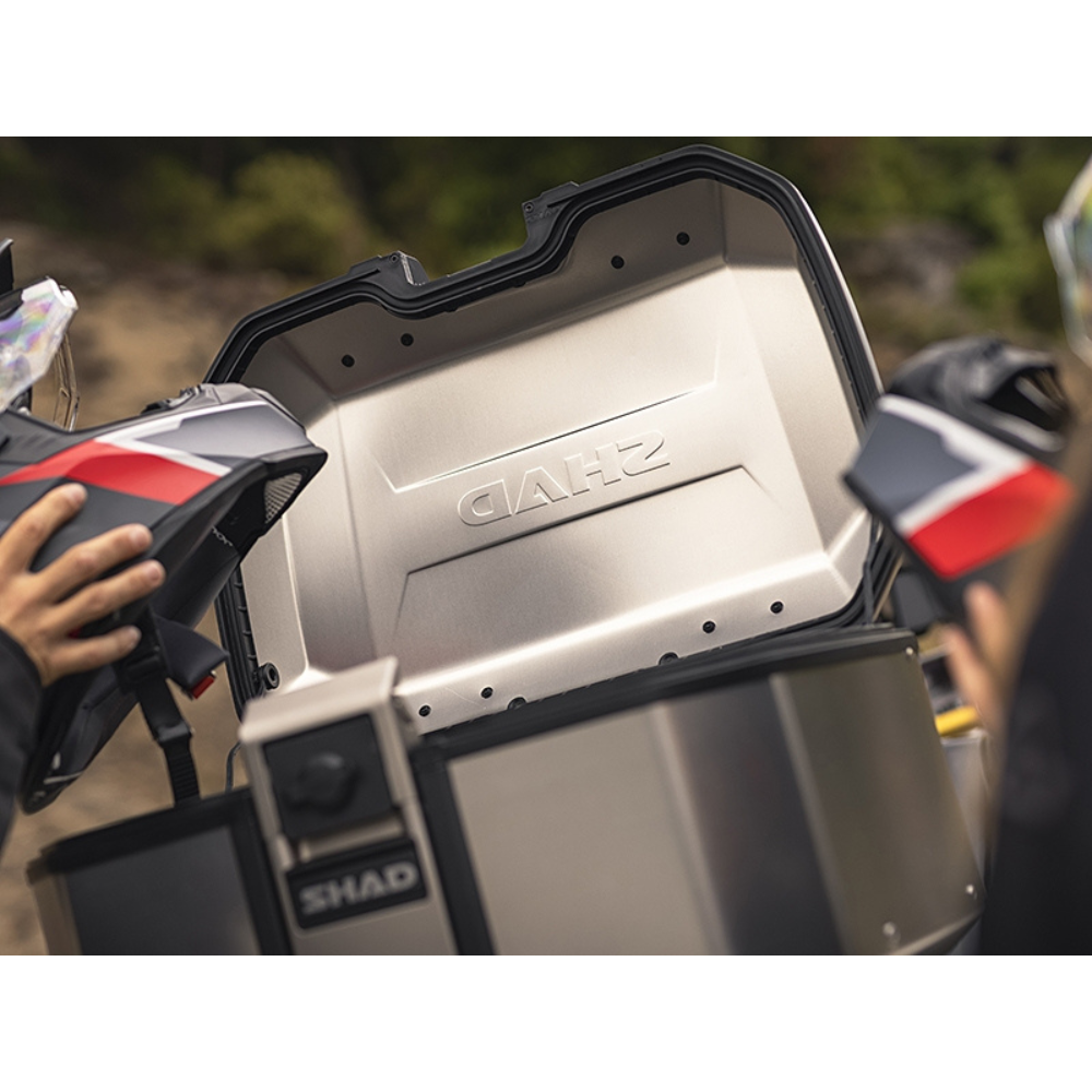 MALETA PARA MOTO SHAD TOPCASE TERRA TR55 ALUMINIO 55 L - 7