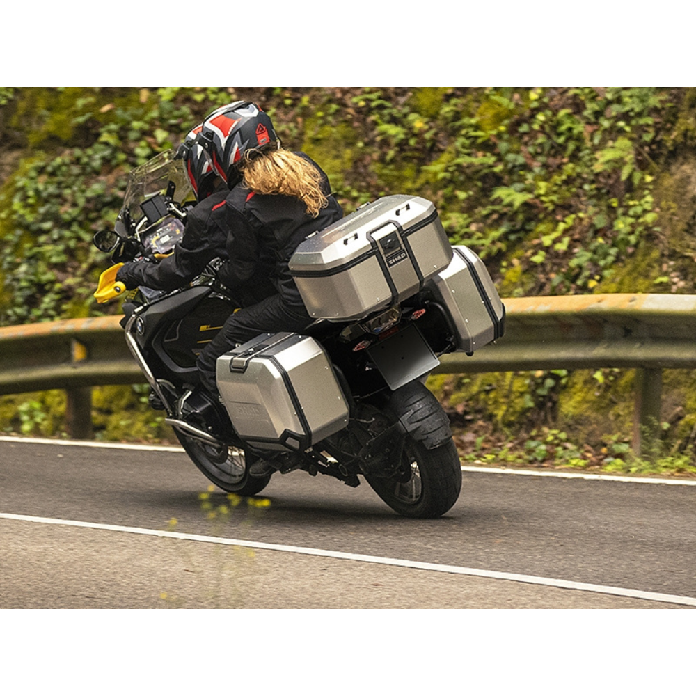 MALETA PARA MOTO SHAD TOPCASE TERRA TR55 ALUMINIO 55 L - 8