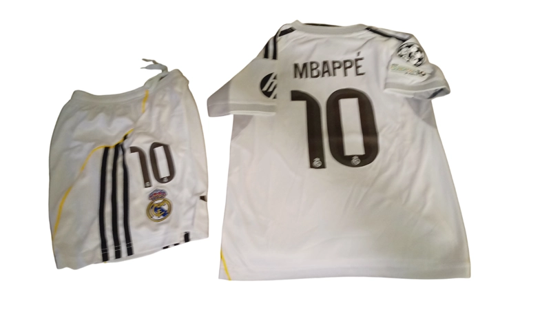 CONJUNTO NIÑOS REAL MADRID MBAPPE Talla 10 6 a 7 años - 1