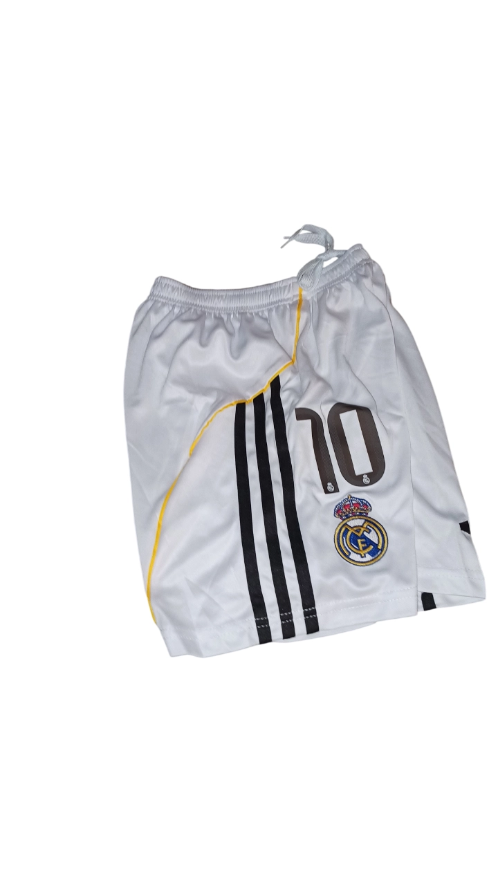 CONJUNTO NIÑOS REAL MADRID MBAPPE Talla 10 6 a 7 años - 3