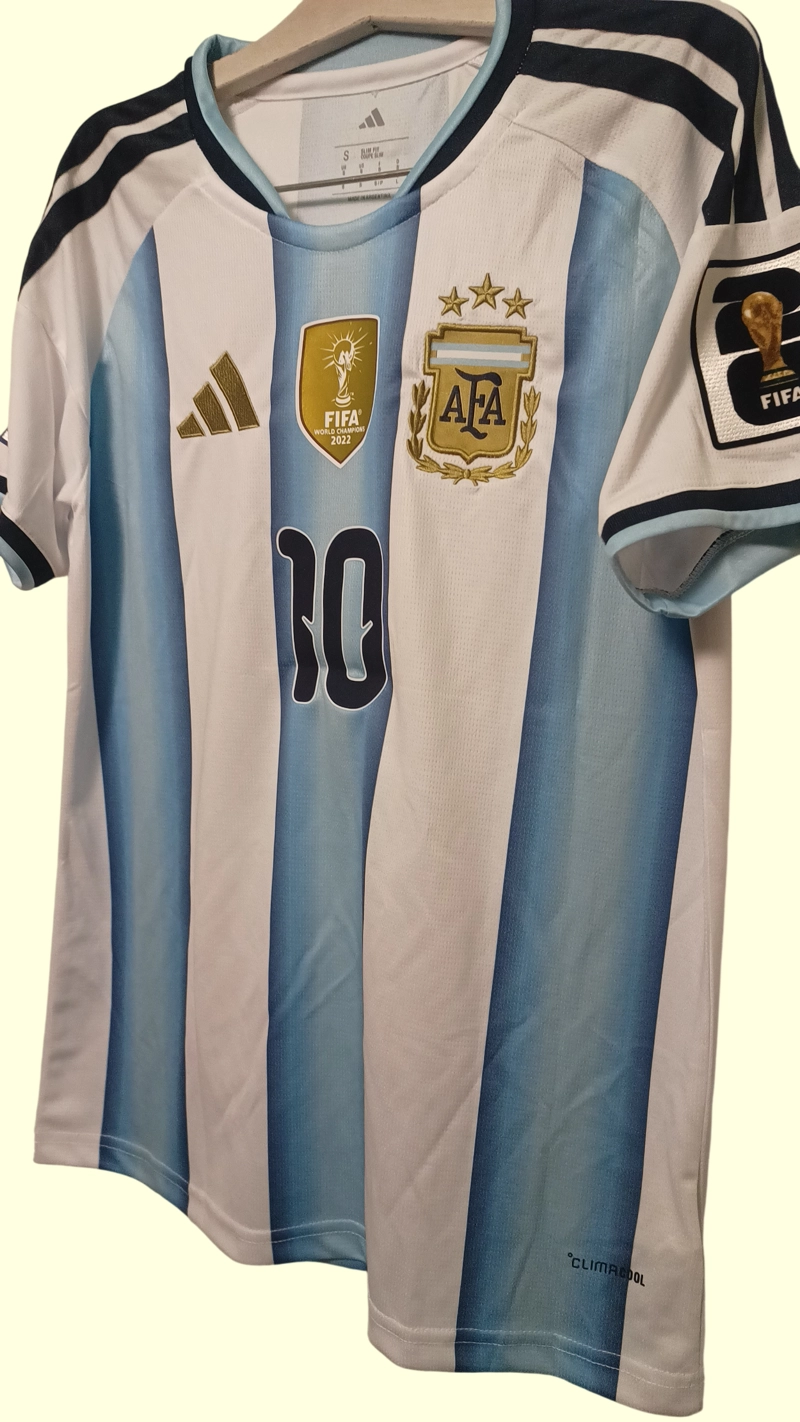 CAMISETA ARGENTINA TITULAR 26 27 MESSI COPA DEL MUNDO - 4