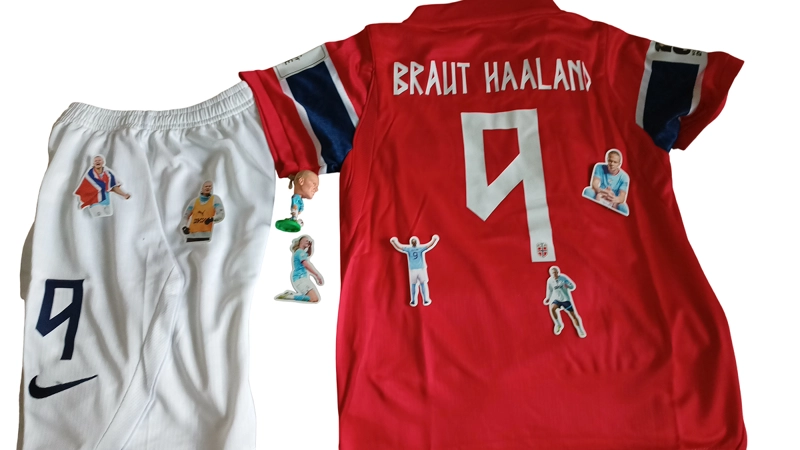 KIT PACK CONJUNTO NIÑOS NORUEGA TITULAR HAALAND 26 27 - 2