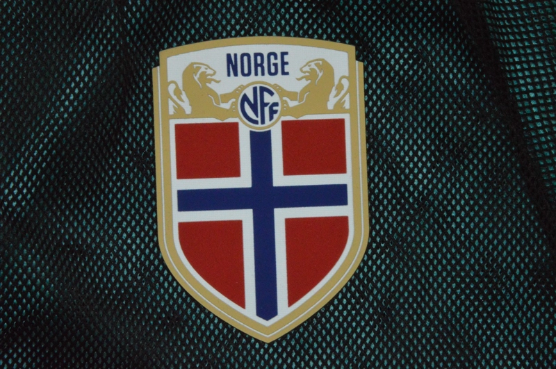 CHAQUETA  NORUEGA ANTHEM COPA DEL MUNDO - 3