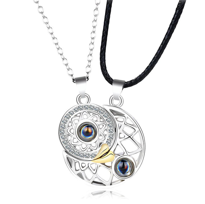 COLLAR PARA PAREJAS O MEJORES AMIGOS TE QUIERO EN 100 IDIOMAS MODELO SOL Y LUNA - 1