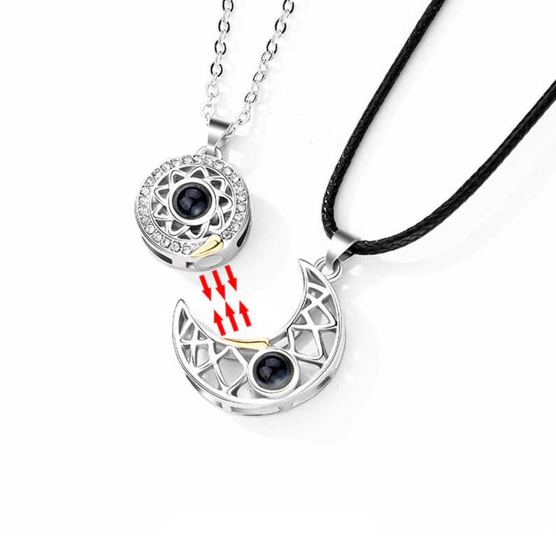 COLLAR PARA PAREJAS O MEJORES AMIGOS TE QUIERO EN 100 IDIOMAS MODELO SOL Y LUNA - 4