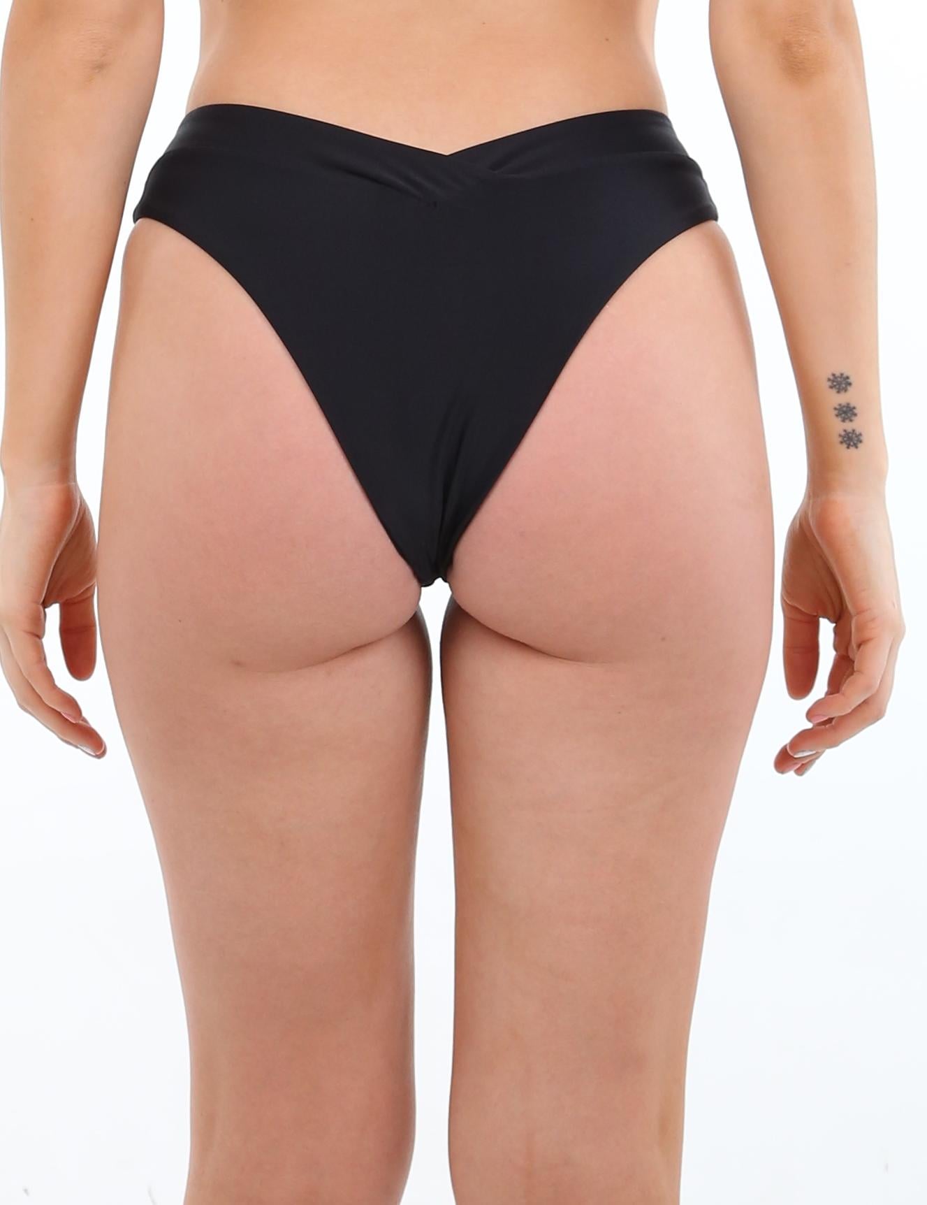 TANGA LICRA MUJER SAMIA NEGRO BIKINI EN V - 2