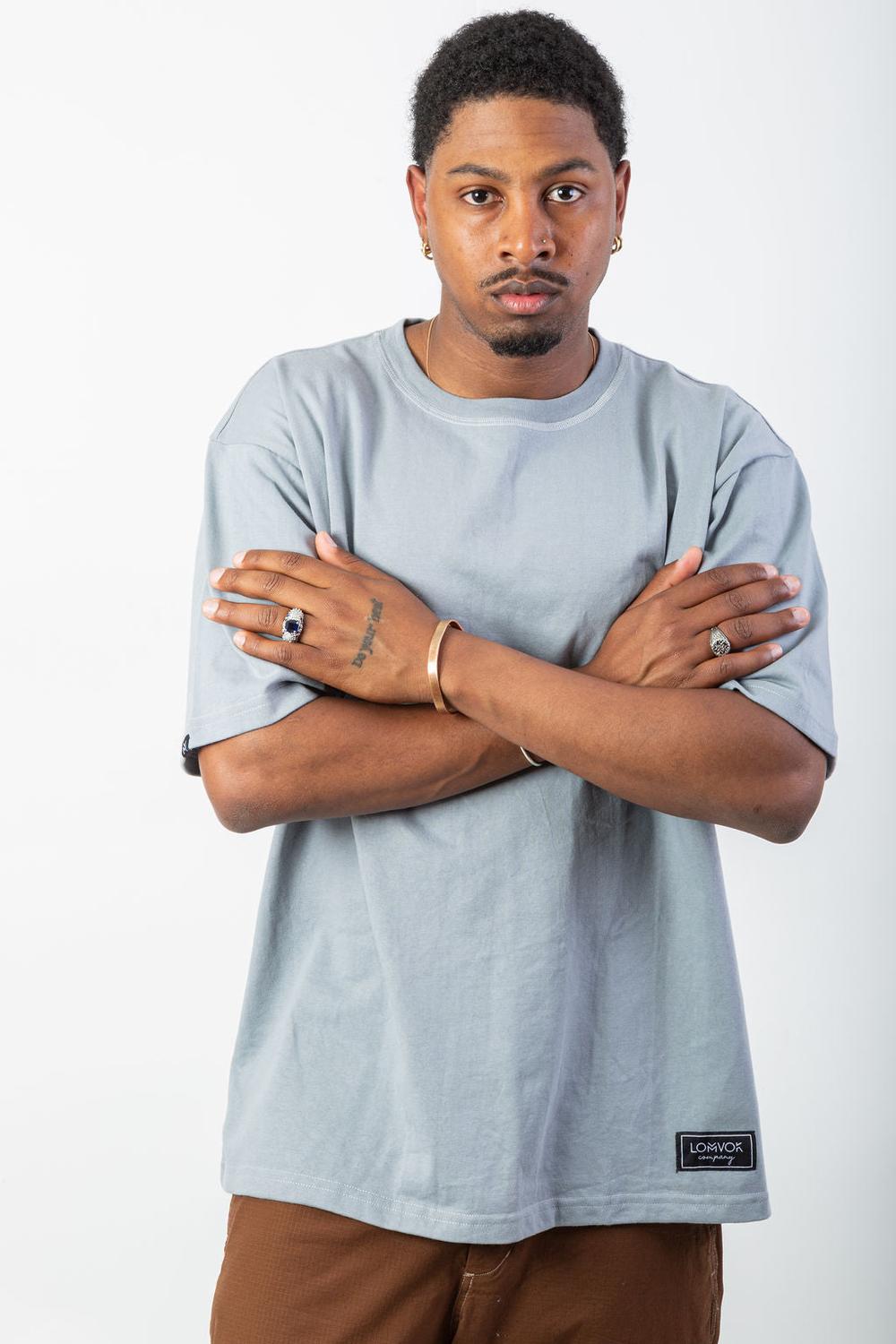 POLERA ESSENTIAL GREY. - 1