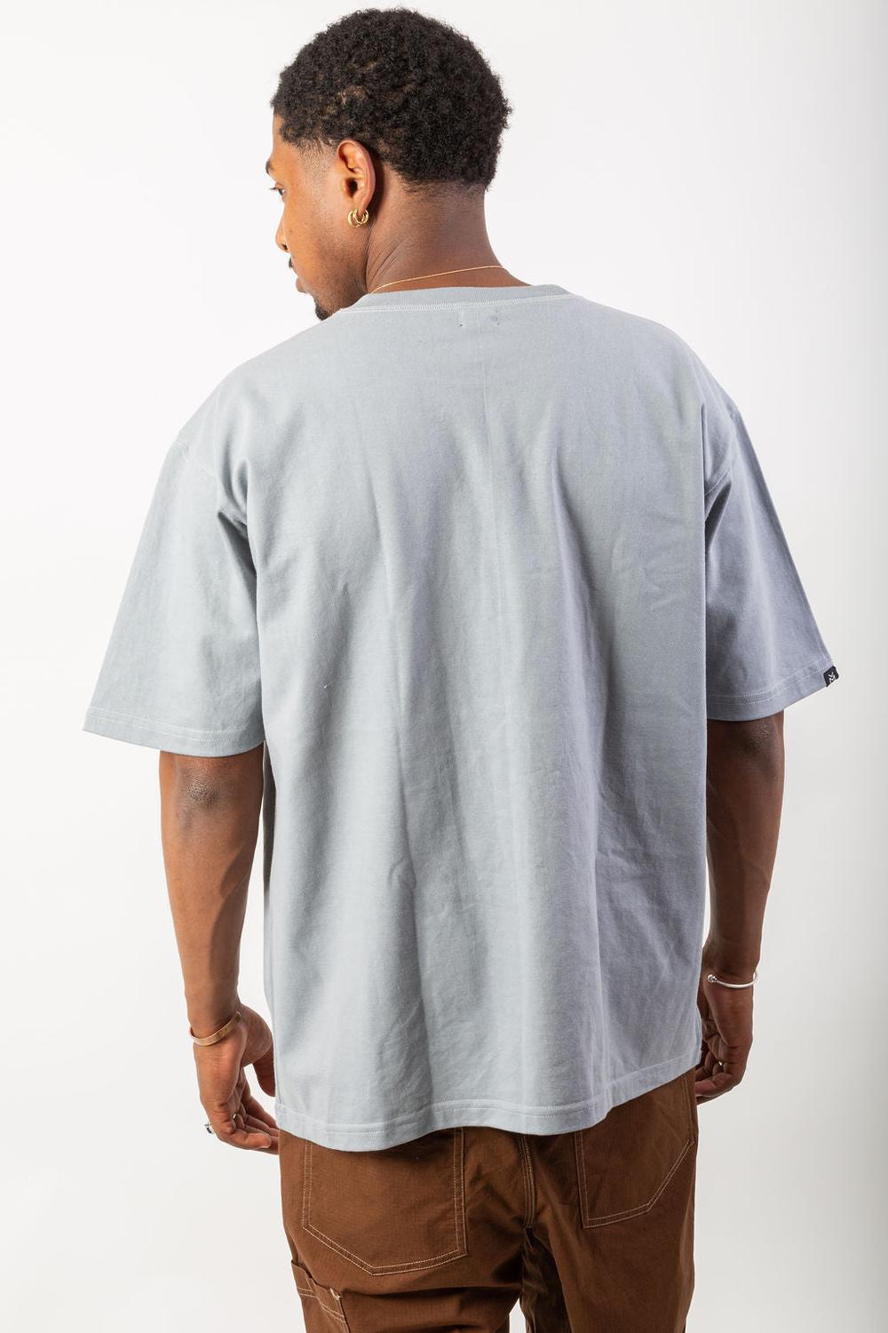 POLERA ESSENTIAL GREY. - 3