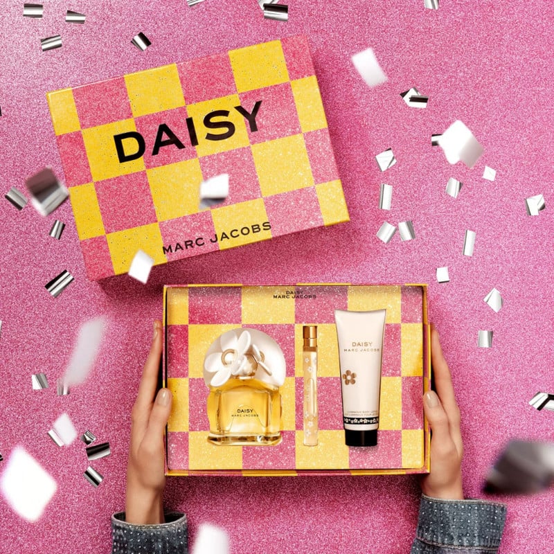 SET MARC JACOBS DAISY EDT 100 ML + 10 ML + SHOWER GEL 75 ML 3 PCS - 3