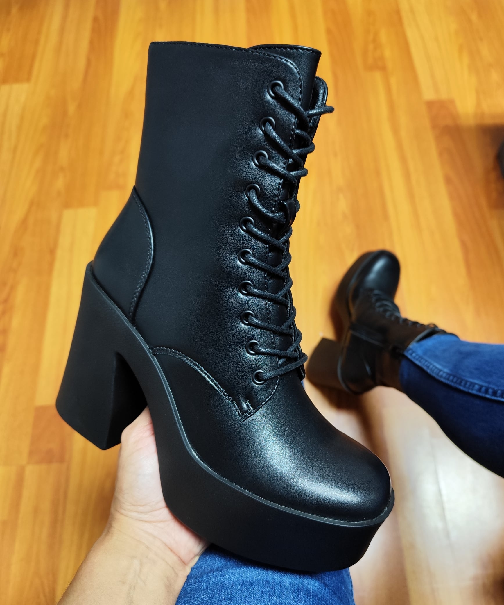 BOTIN MUJER TACO ALTO PLATAFORMA M375 - 1