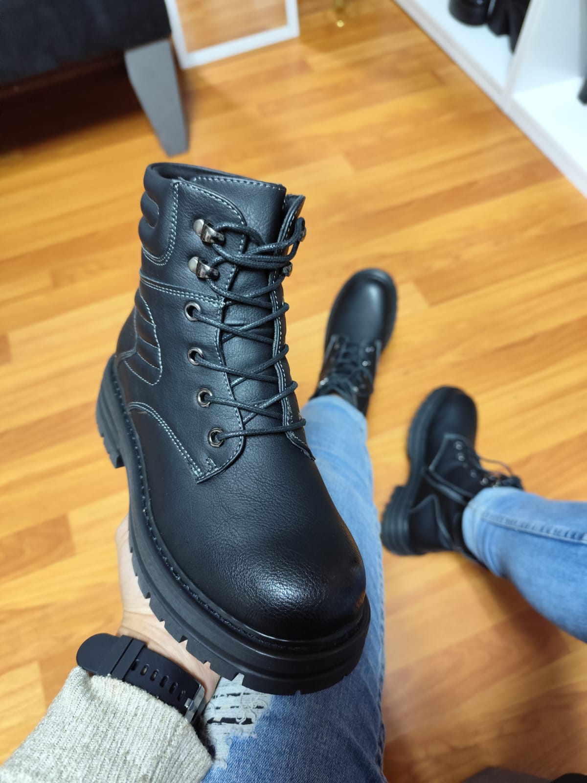 BOTIN PARA DAMA TACO BAJO CON PLATAFORMA M486 - 1