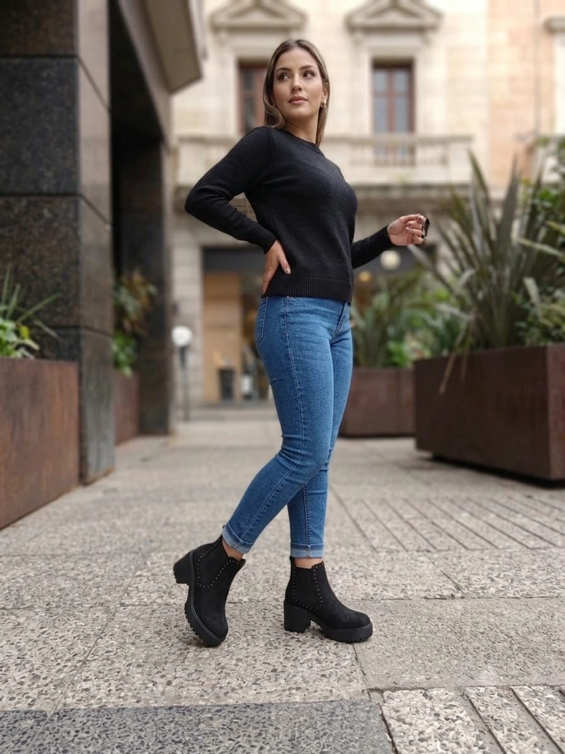 BOTIN PARA DAMA  TACO ALTO CON PLATAFORMA EN GAMUZA  M380 - 3
