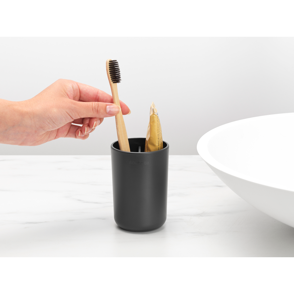 VASO BRABANTIA CEPILLOS DIENTES RENEW DARK GREY - 4