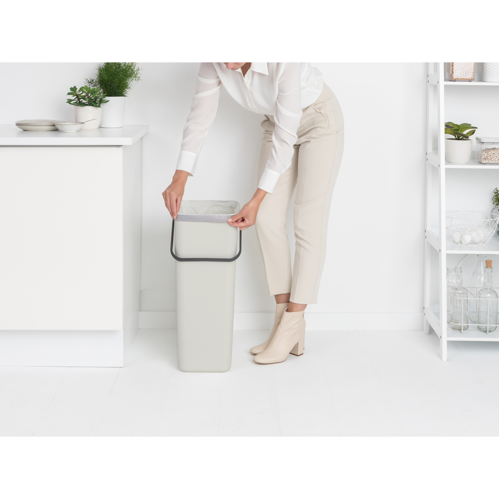 BASURERO BRABANTIA RECICLAJE SORT & GO 40 LT WHITE - 4