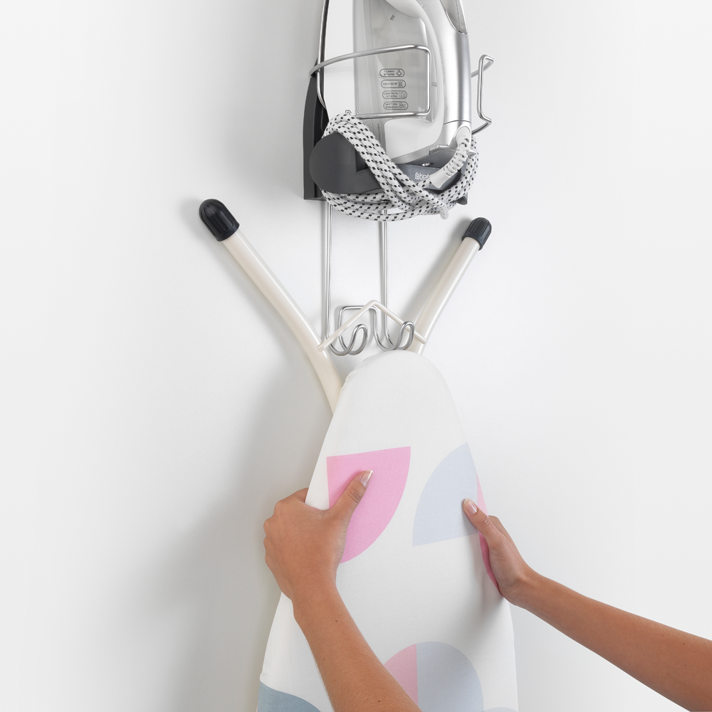 SOPORTE BRABANTIA PLANCHA COOL GREY - 4