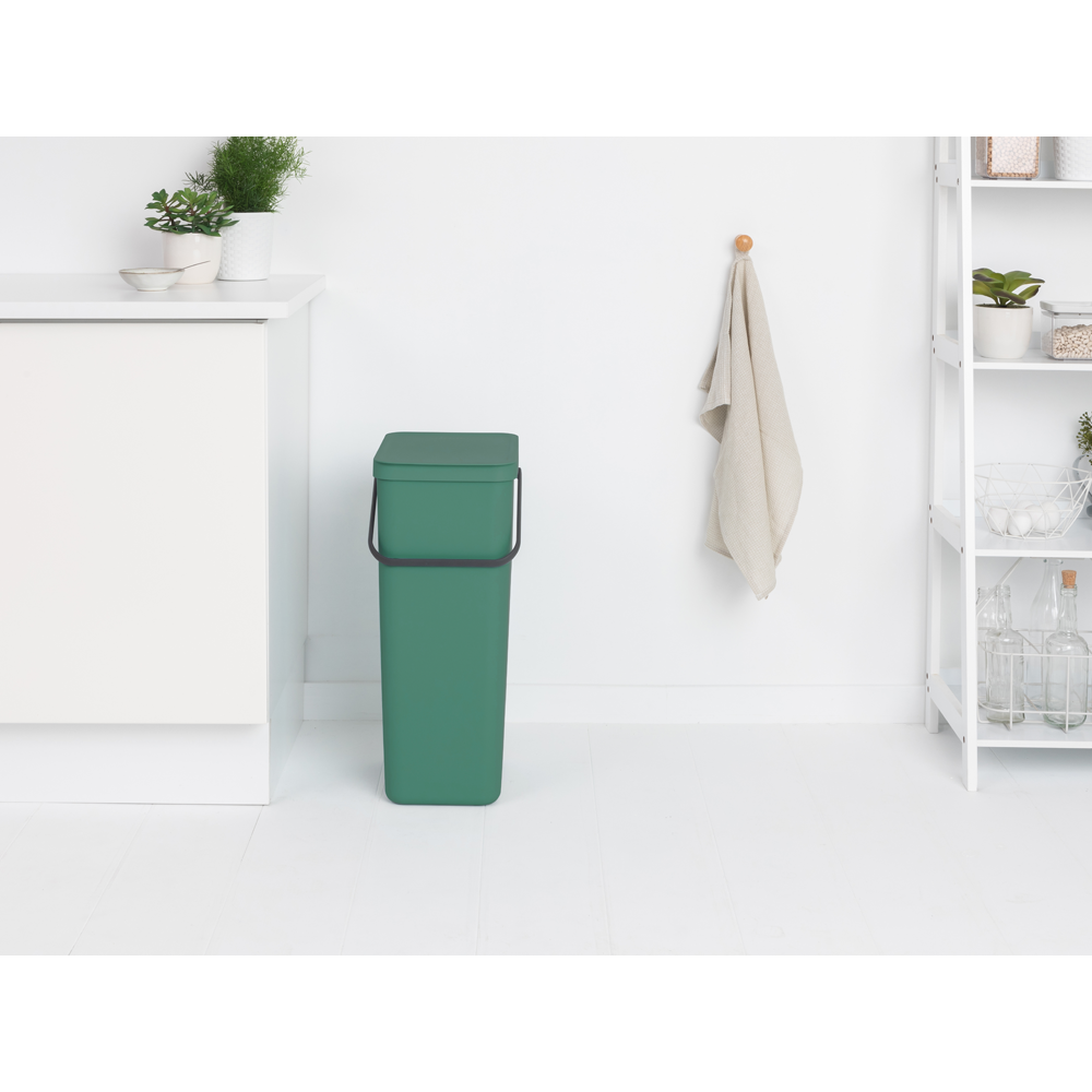 BASURERO BRABANTIA RECICLAJE SORT & GO 40 LT FIR GREEN - 5