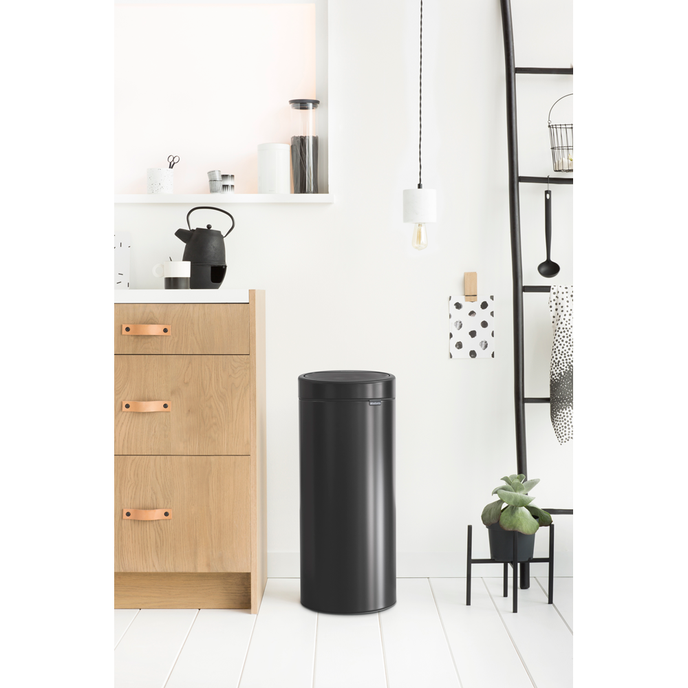 BASURERO BRABANTIA TOUCH NEW 30 LT MATT BLACK - 4