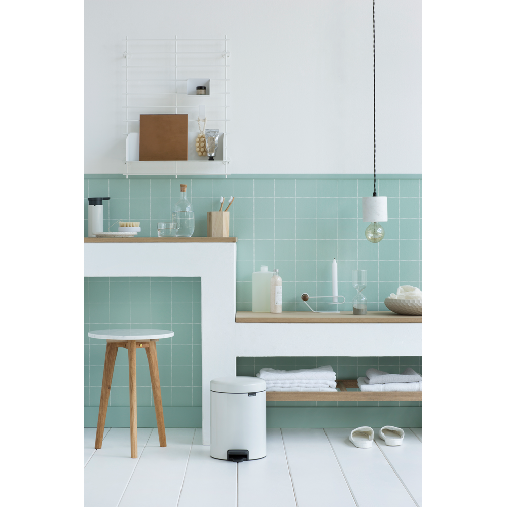 BASURERO BRABANTIA PEDAL NEWICON 5 LT WHITE - 4