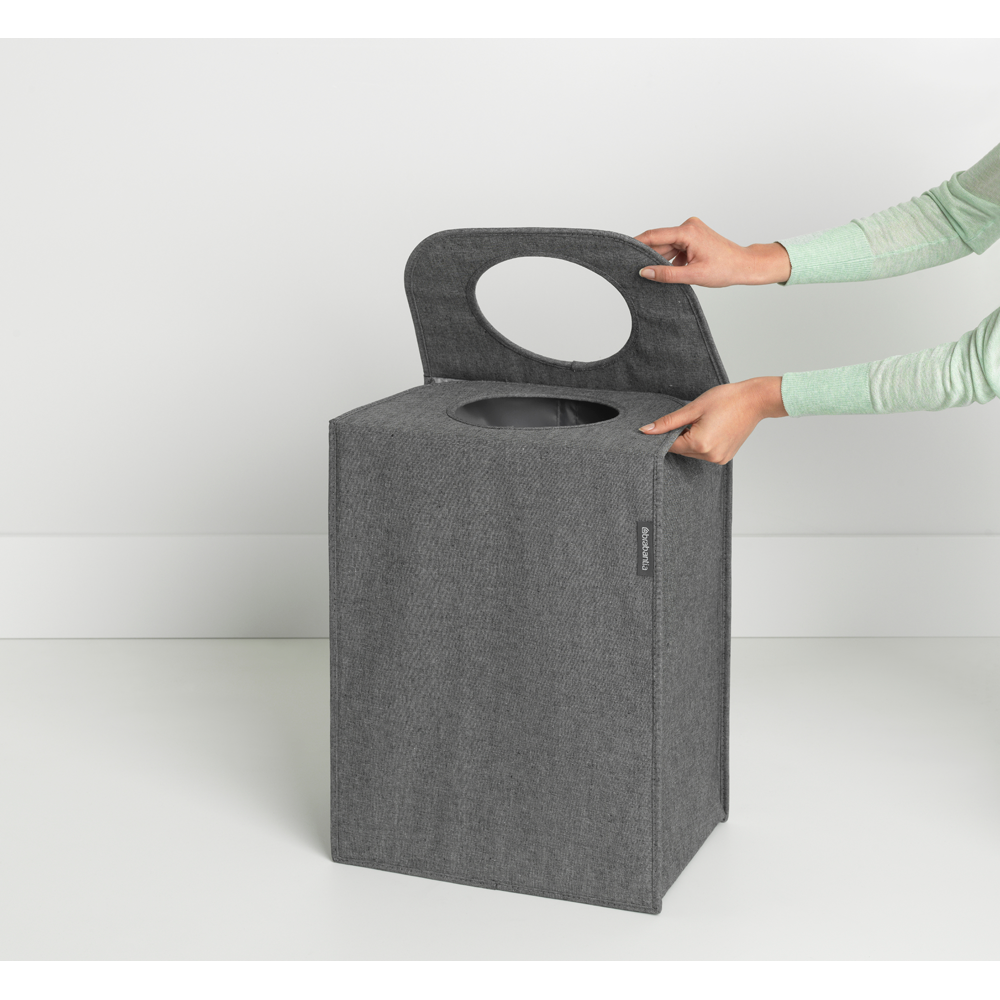 BOLSA BRABANTIA ROPA RECTANGULAR 55 LT PEPPER BLACK - 3