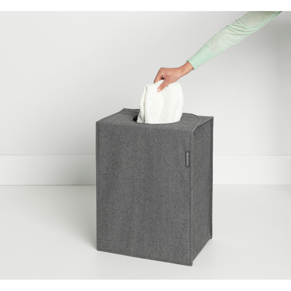 BOLSA BRABANTIA ROPA RECTANGULAR 55 LT PEPPER BLACK - 4